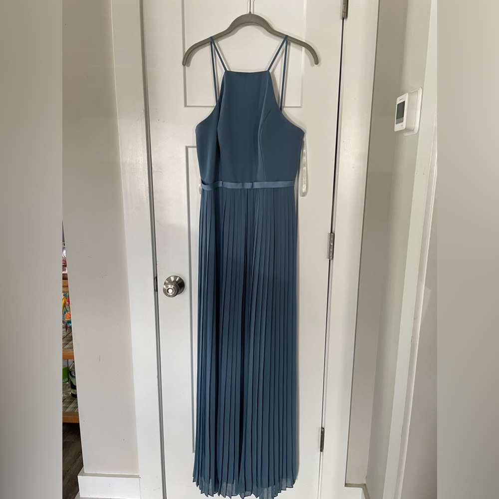David’s Bridal wedding party, bridesmaids dress sz 8